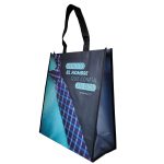 Bolsa non woven a todo color: Bendito el hombre que confía en Dios (35x38x15) - Imagen 2